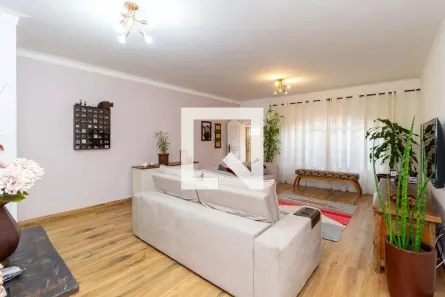 Casa com 3 Quartos à venda, 211m² no Vila Invernada, São Paulo