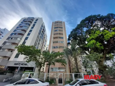 Apartamento com 1 Quarto para alugar, 43m² no Centro, Florianópolis