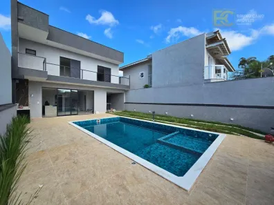 Sobrado com 4 Quartos à venda, 142m² no Centro, Peruíbe