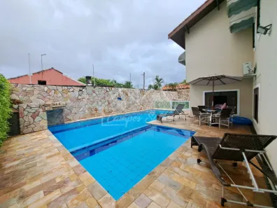 Sobrado com 6 Quartos para alugar, 323m² no , Peruíbe