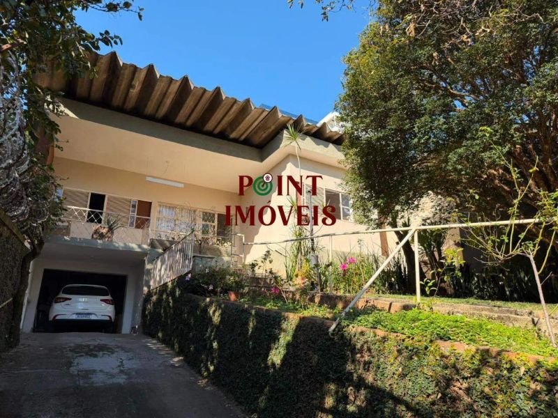 Casa com 4 quartos — Nova Suíssa, Belo Horizonte