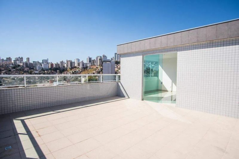Cobertura com 3 quartos — Nova Granada, Belo Horizonte
