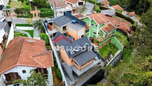 Casa com 4 Quartos à venda, 214m² no Serra Azul, Campos do Jordão