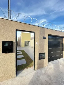 Casa com 3 Quartos à venda, 180m² no Alto Floresta, Montes Claros