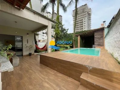 Casa com 3 Quartos à venda, 130m² no Jardim Las Palmas, Guarujá