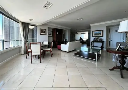Apartamento com 3 Quartos à venda, 192m² no Ondina, Salvador
