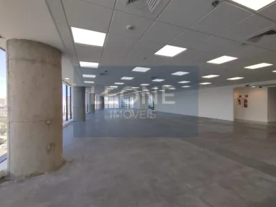Sala Comercial para alugar, 1602m² no Parque Industrial Tomas Edson, São Paulo