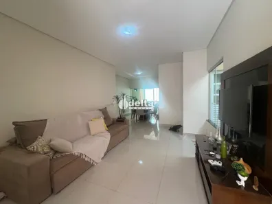 Casa com 3 Quartos à venda, 181m² no Alto Umuarama, Uberlândia