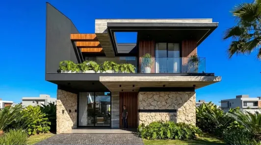 Casa de Condomínio com 4 Quartos à venda, 250m² no XANGRI-LÁ, Xangri-lá