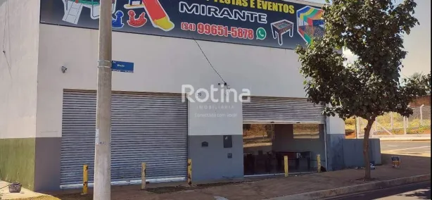 Galpão/Depósito/Armazém para alugar, 230m² no Aclimação, Uberlândia