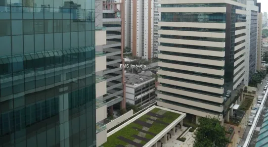 Sala Comercial para alugar, 753m² no Vila Olímpia, São Paulo