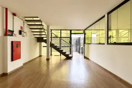 Prédio Comercial para alugar, 871m² no Vila Leopoldina, São Paulo