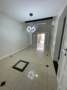 Casa com 5 Quartos para alugar, 250m² no Parque Verde, Belém