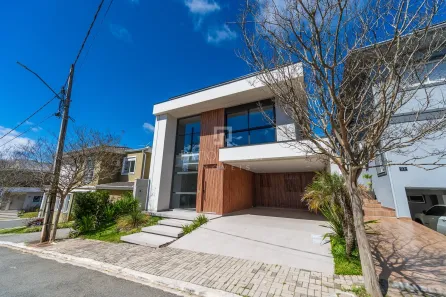 Casa de Condomínio com 4 Quartos à venda, 292m² no São Braz, Curitiba