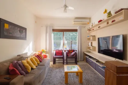 Sobrado com 3 Quartos à venda, 201m² no Saguaçu, Joinville