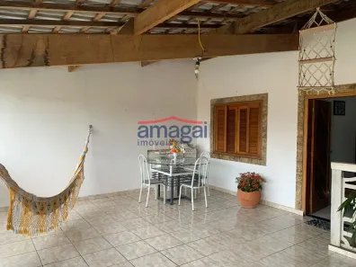 Sobrado com 5 Quartos à venda, 335m² no Parque dos Príncipes, Jacareí