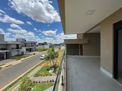 Casa de Condomínio com 4 Quartos à venda, 360m² no Jardins França, Goiânia