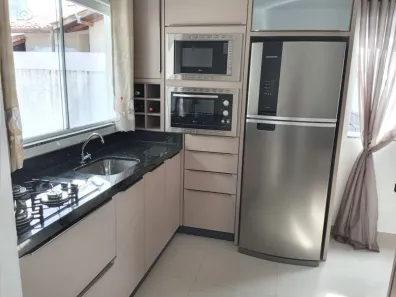 Sobrado com 2 Quartos à venda, 60m² no Bela Vista, Palhoça