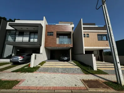 Sobrado com 3 Quartos à venda, 155m² no Costeira, São José dos Pinhais