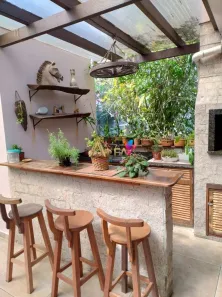 Casa com 3 Quartos à venda, 220m² no Meia Praia, Navegantes
