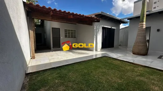 Casa com 3 Quartos para alugar, 80m² no Granada, Uberlândia