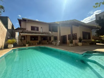 Casa de Condomínio com 4 Quartos para alugar, 563m² no São Paulo II, Cotia