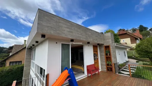 Casa com 3 Quartos à venda, 220m² no Vale das Colinas, Gramado