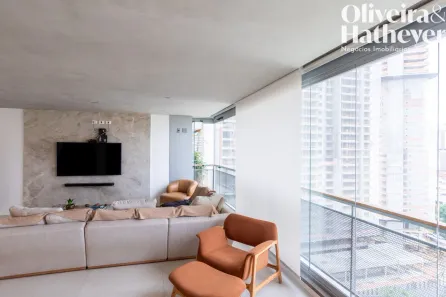 Apartamento com 3 Quartos à venda, 167m² no Jardim das Acácias, São Paulo