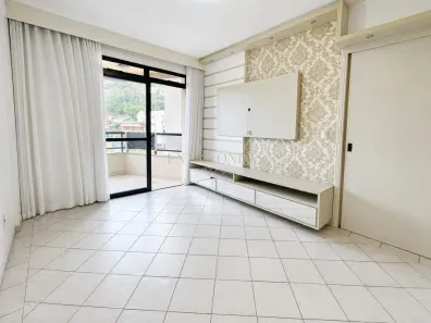 Apartamento com 2 Quartos para alugar, 76m² no Centro, Florianópolis