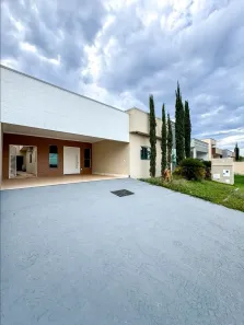 Casa de Condomínio com 3 Quartos para alugar, 200m² no Residencial Condomínio Jardim Veneza, Senador Canedo
