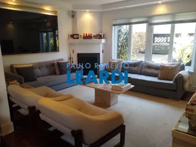 Sobrado com 3 Quartos à venda, 199m² no Jardim Prudência, São Paulo