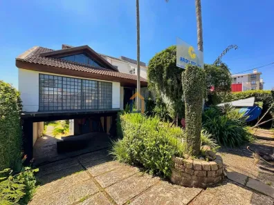 Sobrado com 5 Quartos à venda, 400m² no Boa Vista, Curitiba