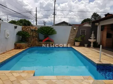Casa com 3 Quartos à venda, 236m² no Vila Santa Luzia, Bauru