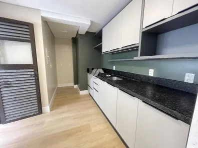 Apartamento com 2 Quartos para alugar, 82m² no Agronômica, Florianópolis
