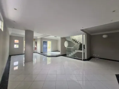 Casa com 4 Quartos à venda, 260m² no Boqueirão, Santos
