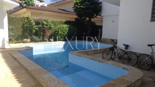Casa com 5 Quartos à venda, 372m² no Jardim Luzitânia, São Paulo