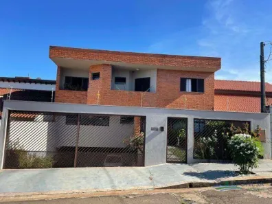 Sobrado com 4 Quartos à venda, 375m² no Jardim Presidente, Londrina