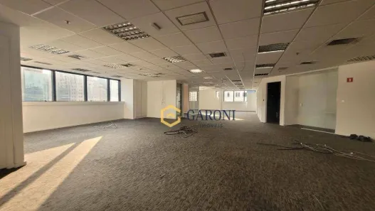 Sala Comercial para alugar, 393m² no Itaim Bibi, São Paulo