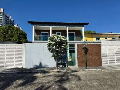 Casa com 4 Quartos à venda, 450m² no Aleixo, Manaus