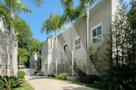 Casa de Condomínio com 3 Quartos à venda, 1020m² no Jardim Everest, São Paulo