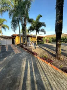 Casa com 5 Quartos para alugar, 286m² no Oficinas, Ponta Grossa