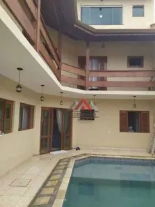 Sobrado com 4 Quartos à venda, 250m² no Jardim Vitória, Suzano