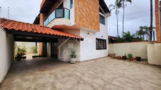 Sobrado com 3 Quartos à venda, 175m² no Parque Balneario Oasis, Peruíbe