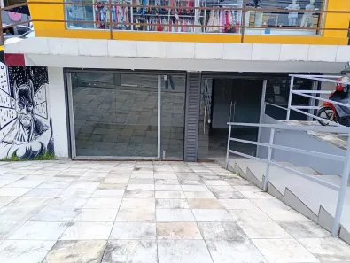Ponto Comercial para alugar, 160m² no Maurício de Nassau, Caruaru