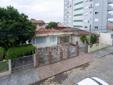 Casa com 5 Quartos à venda, 250m² no Dehon, Tubarão