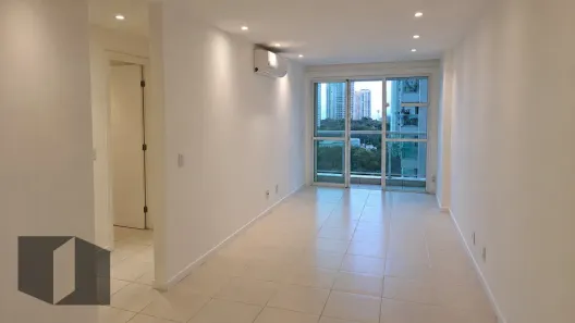 Apartamento com 2 Quartos para alugar, 64m² no Barra da Tijuca, Rio de Janeiro