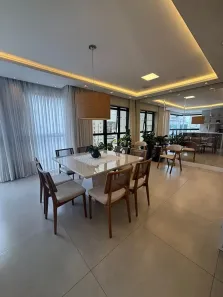 Apartamento com 3 Quartos para alugar, 120m² no Meia Praia, Itapema