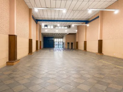 Prédio Comercial com 1 Quarto para alugar, 746m² no São Geraldo, Porto Alegre