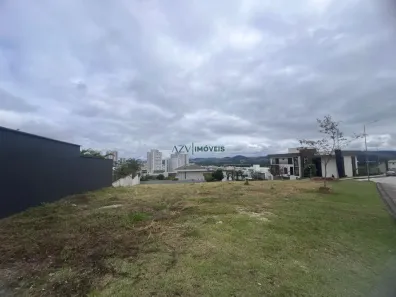 Lote/Terreno à venda, 739m² no Condomínio Residencial Colinas do Paratehy, São José dos Campos