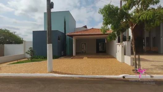 Casa de Condomínio com 3 Quartos à venda, 230m² no Jardim Clube do Bosque, Leme